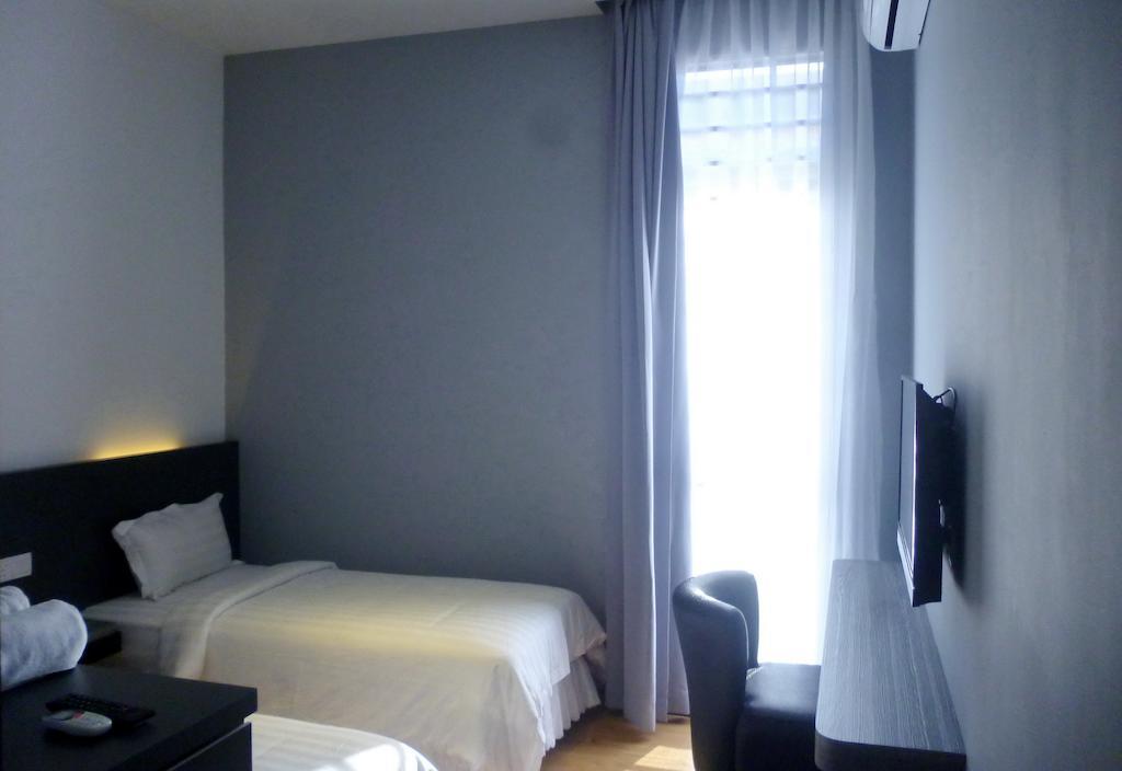 My Dream Hotel Sandakan Room photo